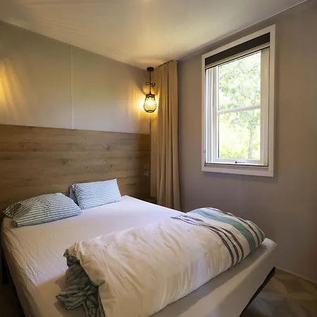 Κάμπινγκ Les Nysades *