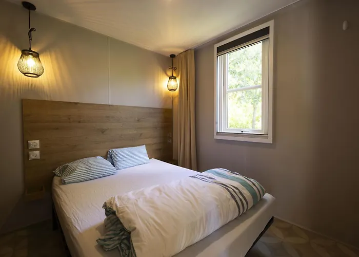 Campsite Les Nysades *